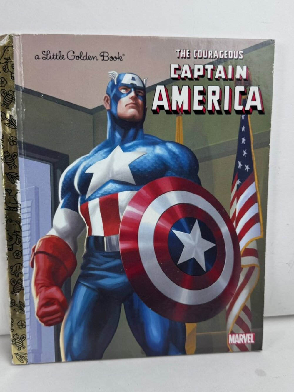 The Courageous Captain America Marvel Little Golden Book ISBN 9780307930507 Wear